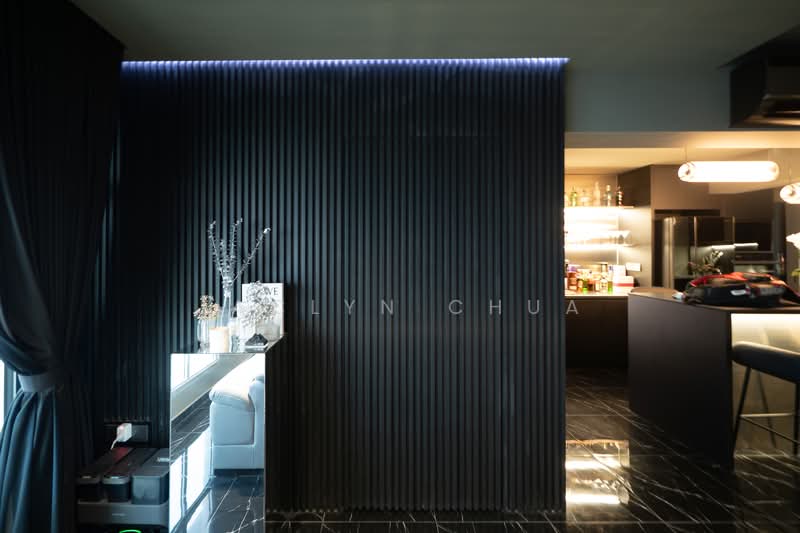 422A Northshore Drive HDB Flat For Sale at S$ 1,400,000 | PropertyGuru Singapore - Common Bedroom (Conceal Panel)