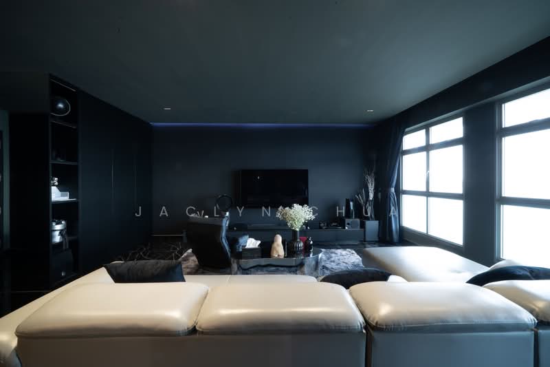 422A Northshore Drive HDB Flat For Sale at S$ 1,400,000 | PropertyGuru Singapore - Living Room