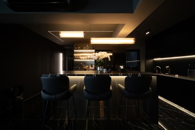 422A Northshore Drive HDB Flat For Sale at S$ 1,400,000 | PropertyGuru Singapore - Dining Area