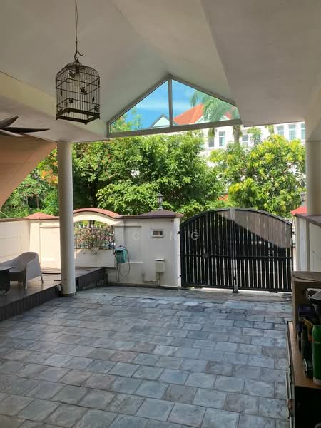 Eastwood Park Semi-Detached House For Sale at S$ 3,780,000 | PropertyGuru Singapore - Exterior