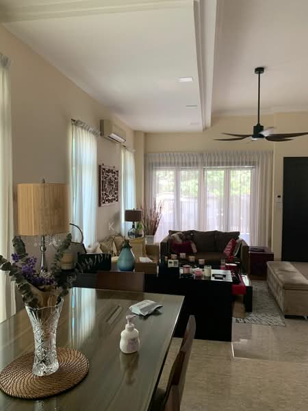 Eastwood Park Semi-Detached House For Sale at S$ 3,780,000 | PropertyGuru Singapore - Living Room