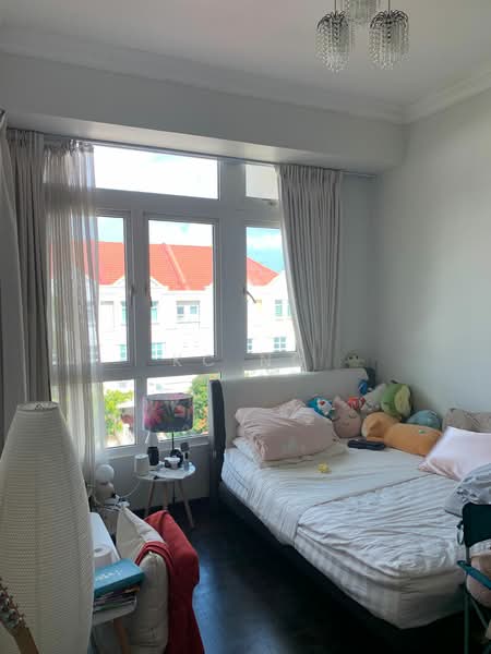 Eastwood Park Semi-Detached House For Sale at S$ 3,780,000 | PropertyGuru Singapore - Bedroom