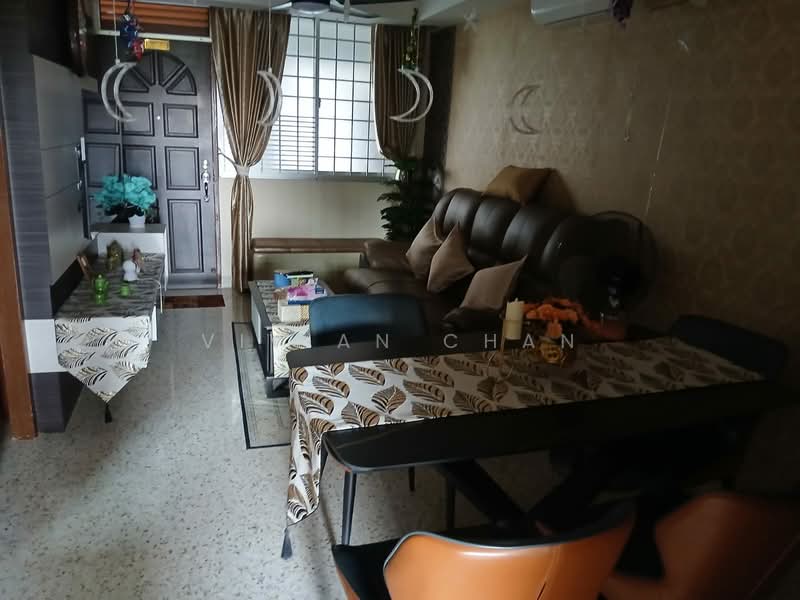 185 Boon Lay Avenue, 185 Boon Lay Avenue, Room Rental, 110 sqft, HDB Flat For Rent, by VIVIAN Chan, 500077721 - Living Room - PropertyGuru.com.sg