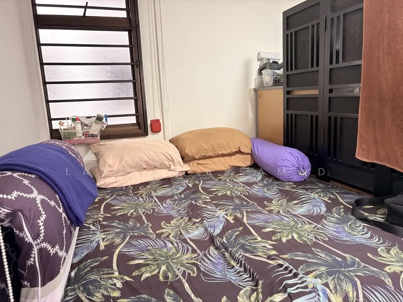 664C Jurong West Street 64 HDB Flat For Sale at S$ 888,000 | PropertyGuru Singapore - Bedroom