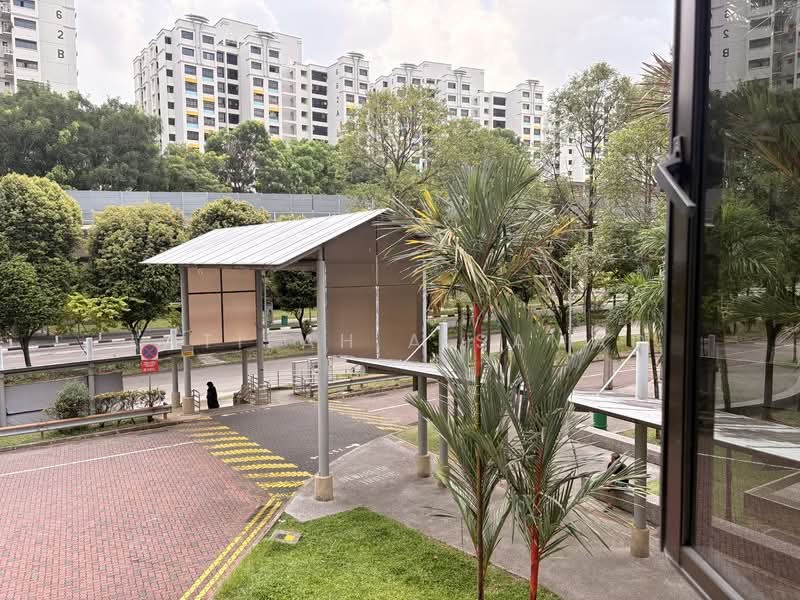 664C Jurong West Street 64 HDB Flat For Sale at S$ 888,000 | PropertyGuru Singapore - Exterior