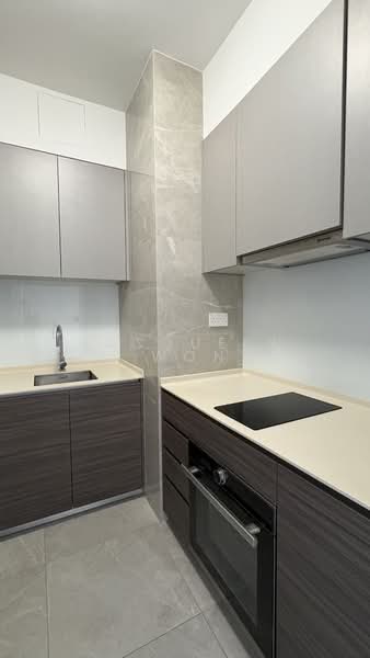 Stirling Residences, 21 Stirling Road, 2 Bedrooms, 624 sqft, Condominium For Rent, by Jacquelyn Wong, 500077729 - Kitchen - PropertyGuru.com.sg