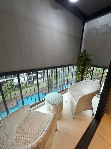 iNz Residence, 68 Choa Chu Kang Avenue 5, 3 Bedrooms, 1,044 sqft, Executive Condominium For Sale, by Bernard Goh, 500077740 - Balcony - PropertyGuru.com.sg
