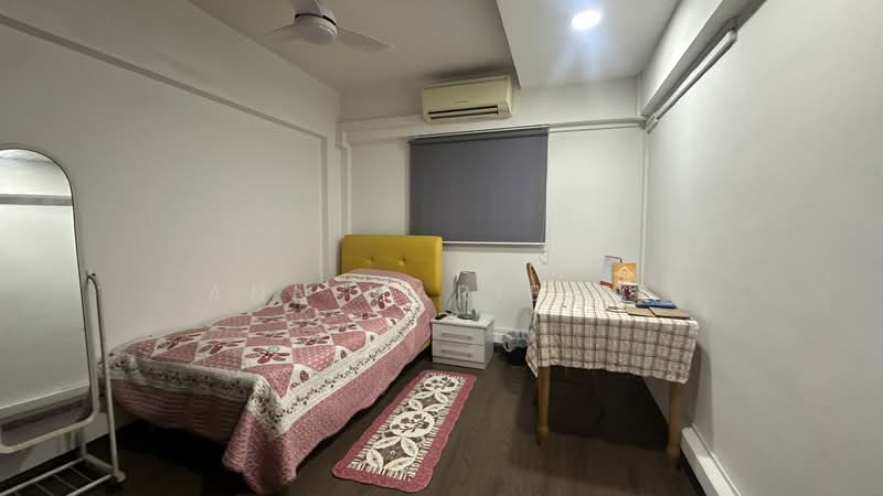 114 Ang Mo Kio Avenue 4, 114 Ang Mo Kio Avenue 4, 2 Bedrooms, 797 sqft, HDB Flat For Rent, by Ann Marie Ee, 500077757 - Bedroom - PropertyGuru.com.sg