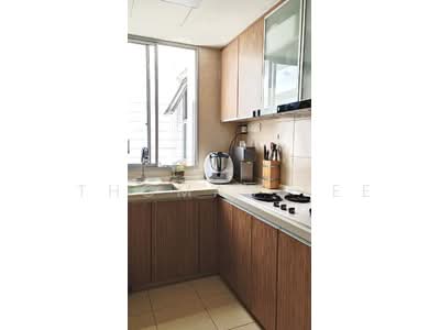 For Rent - The Lakeshore