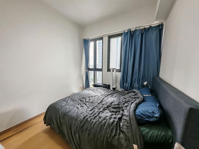 Midwood Condominium For Sale at S$ 915,000 | PropertyGuru Singapore - Bedroom