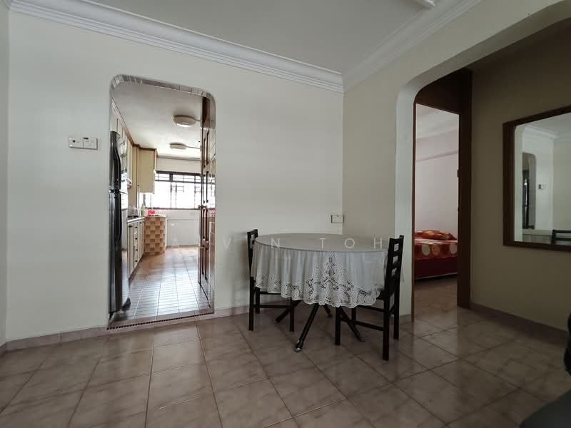 185 Bishan Street 13 HDB Flat For Sale at S$ 580,000 | PropertyGuru Singapore - Dining