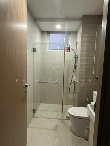 High Park Residences Condominium For Sale at S$ 1,400,000 | PropertyGuru Singapore - Bathroom