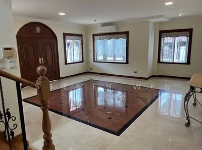 For Rent - Coldstream Avenue