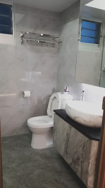228A Ang Mo Kio Street 23 HDB Flat For Sale at S$ 1,098,000 | PropertyGuru Singapore - Bathroom