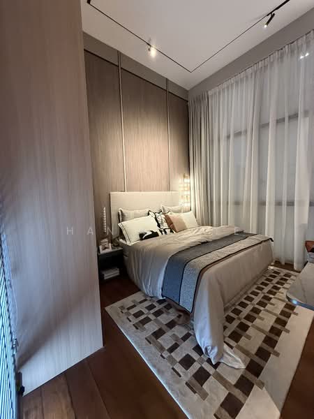 Tower 222 Jalan Jurong Kechil Condominium For Sale at S$ 2,567,000 | PropertyGuru Singapore - Bedroom