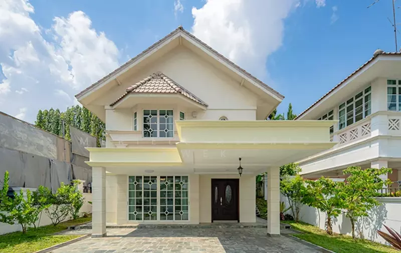 Detached Home @ 74 Gentle Drive Detached House For Sale at S$ 6,843,250 | PropertyGuru Singapore - Exterior