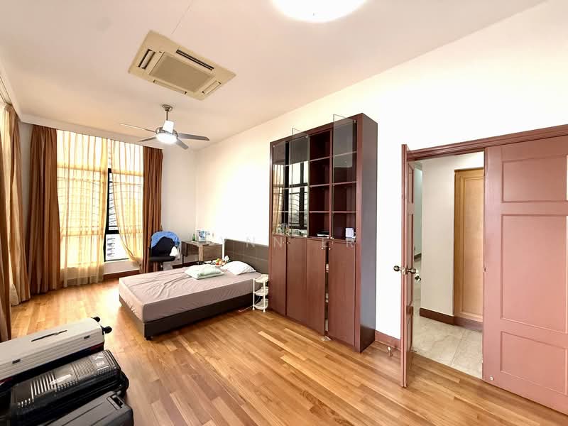 Heritage View Condominium For Sale at S$ 4,288,000 | PropertyGuru Singapore - Bedroom