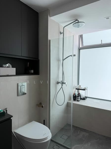 Pavilion 11 Condominium For Sale at S$ 2,000,000 | PropertyGuru Singapore - Bathroom