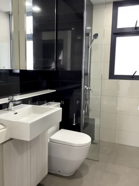 Gem Residences, 1 Lorong 5 Toa Payoh, 3 Bedrooms, 1,012 sqft, Condominium For Rent, by Eeleen Phuah, 500077869 - Bathroom - PropertyGuru.com.sg