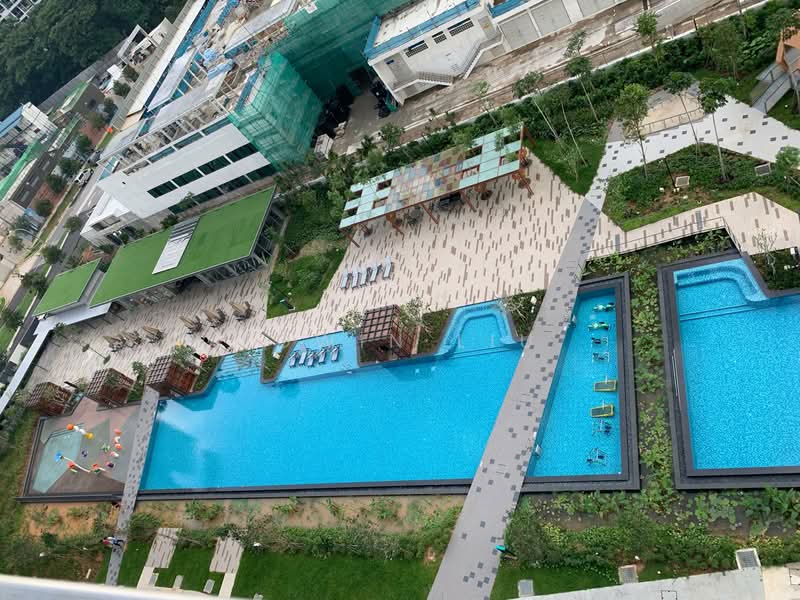 Parc Riviera Condominium For Sale at S$ 1,250,000 | PropertyGuru Singapore - Pool