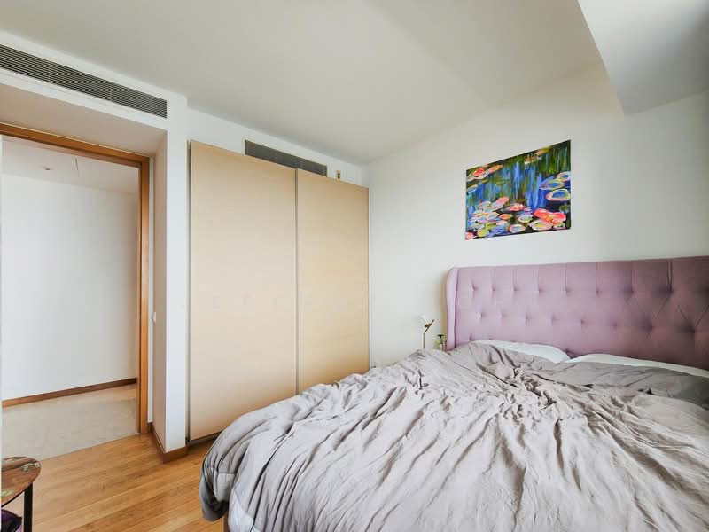 Marina Bay Residences Condominium For Sale at S$ 1,599,999 | PropertyGuru Singapore - Bedroom