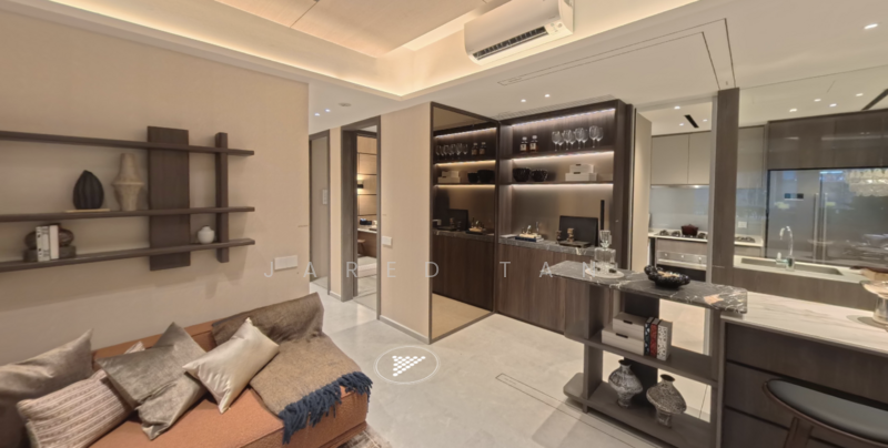 ⭐RARE 4 BED NEAR MRT D27 | 19XX PSF ENTRY Condominium For Sale at S$ 2,274,116 | PropertyGuru Singapore - Living Room