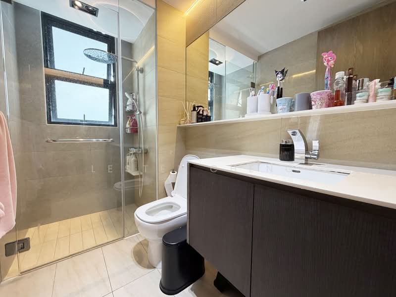 Lush Acres Executive Condominium For Sale at S$ 2,350,000 | PropertyGuru Singapore - Bathroom