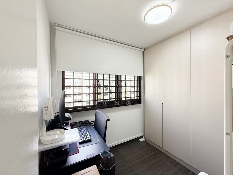 6 Ghim Moh Road HDB Flat For Sale at S$ 415,000 | PropertyGuru Singapore - Study