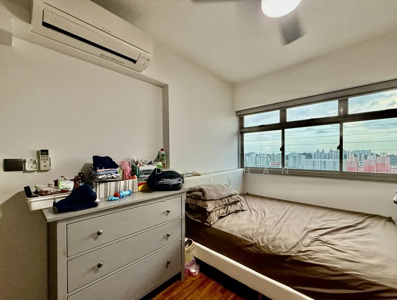 48 Strathmore Avenue, 48 Strathmore Avenue, 3 Bedrooms, 1,184 sqft, HDB Flat For Rent, by Muhd Farhan, 500077903 - Bedroom - PropertyGuru.com.sg