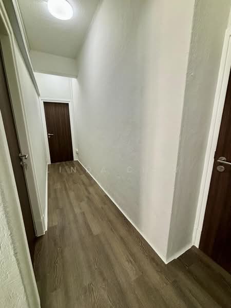 57 Eng Hoon Street, 57 Eng Hoon Street, Room Rental, 150 sqft, HDB Flat For Rent, by Linda Chew, 500077923 - Corridor - PropertyGuru.com.sg