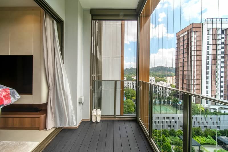 Midwood Condominium For Sale at S$ 1,400,000 | PropertyGuru Singapore - Balcony