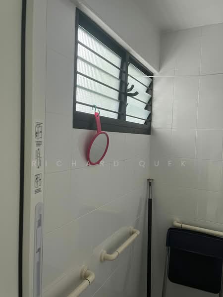 230 Tampines Street 24, 230 Tampines Street 24, 3 Bedrooms, 1,302 sqft, HDB Flat For Rent, by Richard Quek, 500077964 - Bathroom - PropertyGuru.com.sg