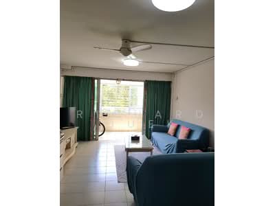 For Rent - 230 Tampines Street 24