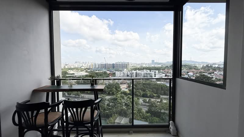 Whistler Grand Condominium For Sale at S$ 920,000 | PropertyGuru Singapore - Balcony