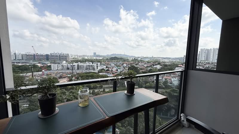 Whistler Grand Condominium For Sale at S$ 920,000 | PropertyGuru Singapore - Balcony