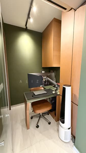 Whistler Grand Condominium For Sale at S$ 920,000 | PropertyGuru Singapore