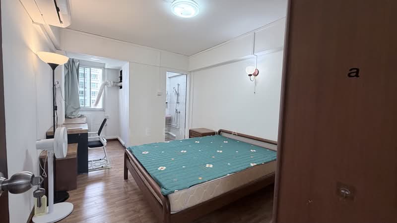 412 Commonwealth Avenue West, 412 Commonwealth Avenue West, 3 Bedrooms, 1,044 sqft, HDB Flat For Rent, by Leen Yap, 500077984 - Bedroom - PropertyGuru.com.sg