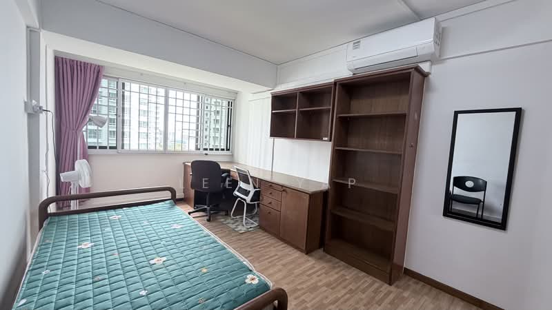 412 Commonwealth Avenue West, 412 Commonwealth Avenue West, 3 Bedrooms, 1,044 sqft, HDB Flat For Rent, by Leen Yap, 500077984 - Bedroom - PropertyGuru.com.sg