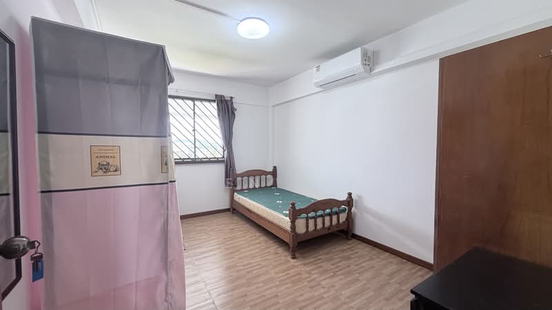 412 Commonwealth Avenue West, 412 Commonwealth Avenue West, 3 Bedrooms, 1,044 sqft, HDB Flat For Rent, by Leen Yap, 500077984 - Bedroom - PropertyGuru.com.sg