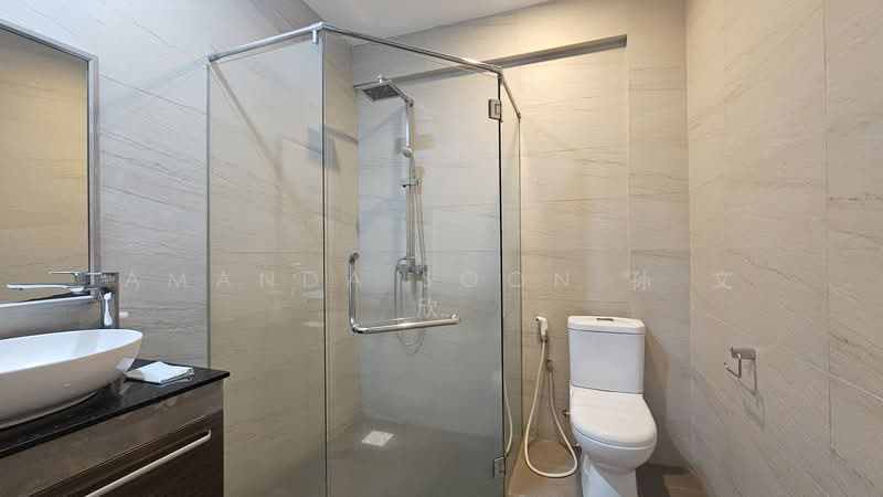 Carlisle Road, , 1 Bedroom, 450 sqft, Terraced House For Rent, by Amanda Soon 孙 文 欣, 500077988 - Bathroom - PropertyGuru.com.sg