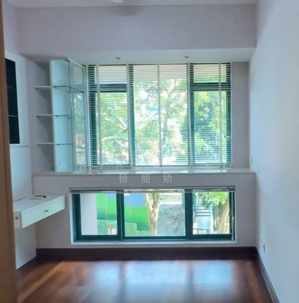 For Rent - Thomson 800