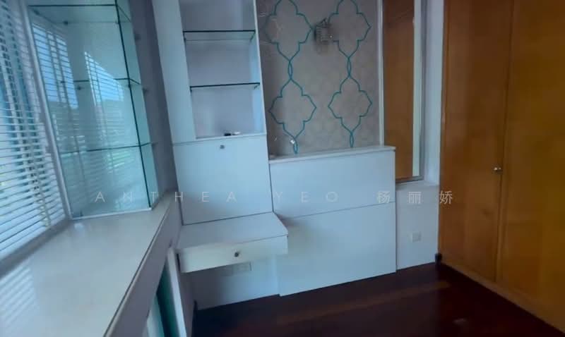 For Rent - Thomson 800