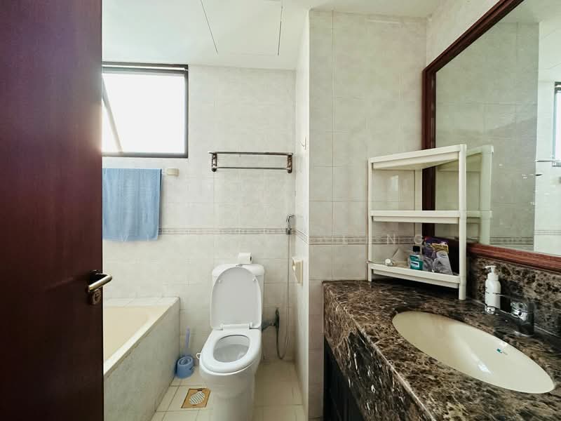 Parc Oasis, 35 Jurong East Avenue 1, Room Rental, 150 sqft, Condominium For Rent, by Victoria Ling, 500077990 - Bathroom - PropertyGuru.com.sg