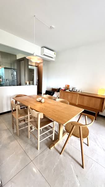 Normanton Park Condominium For Sale at S$ 2,250,000 | PropertyGuru Singapore - Dining Room