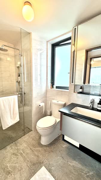 Normanton Park Condominium For Sale at S$ 2,250,000 | PropertyGuru Singapore - Bathroom