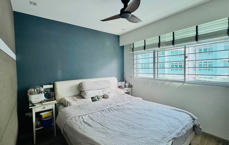 502B Yishun Street 51 HDB Flat For Sale at S$ 880,000 | PropertyGuru Singapore - Bedroom