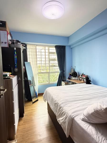 296C Bukit Batok Street 22 HDB Flat For Sale at S$ 975,000 | PropertyGuru Singapore