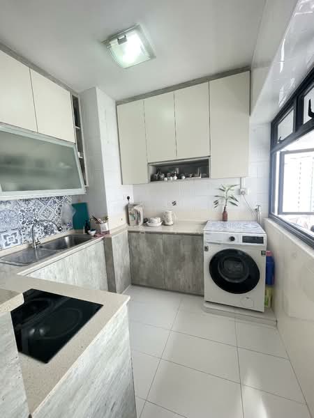 26C Jalan Membina HDB Flat For Sale at S$ 1,280,000 | PropertyGuru Singapore - Kitchen