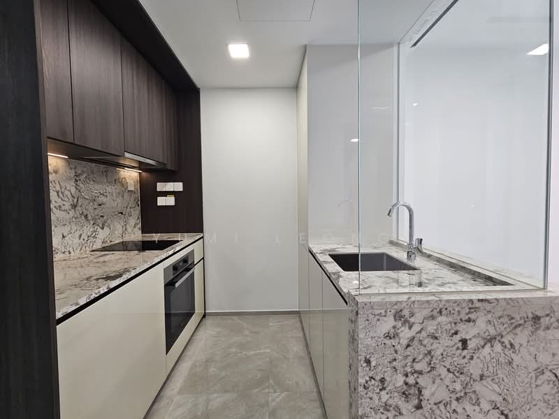 Tembusu Grand Condominium For Sale at S$ 2,200,000 | PropertyGuru Singapore - Kitchen