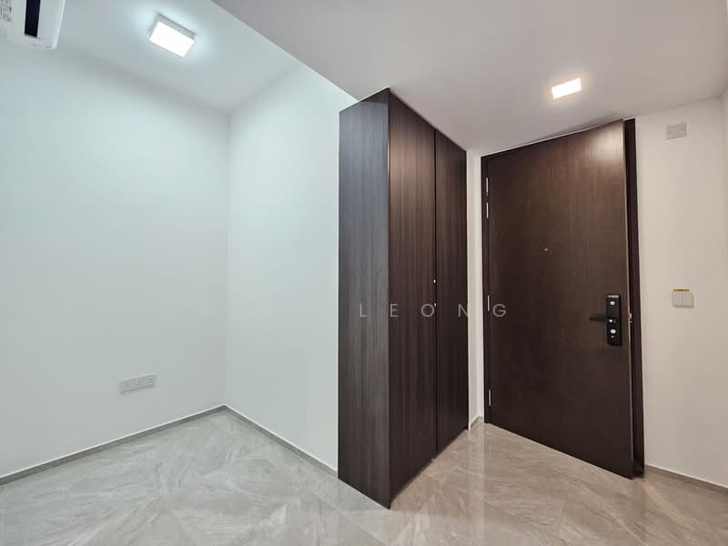 Tembusu Grand Condominium For Sale at S$ 2,200,000 | PropertyGuru Singapore - Entrance